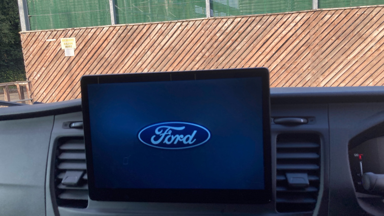 Ford Transit 350 L2 Diesel Fwd 2.0 EcoBlue 130ps H2 Leader Van [DAP]